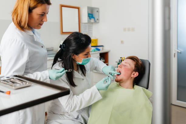 Best Emergency Denture Repair in Glenmoor, OH